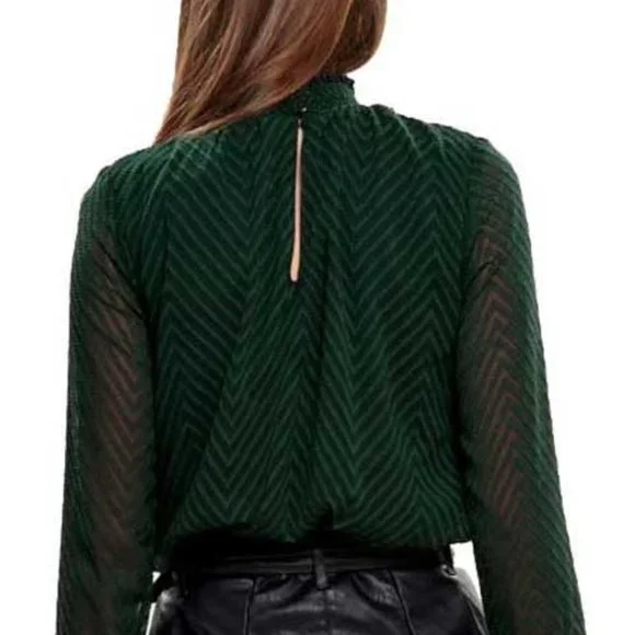 ONLY Emerald Green Chevron Blouse with Sheer Sleeves - S/4/36 - Picture 4 of 10